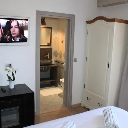 ベッド・アンド・ブレックファスト Boutique Luna