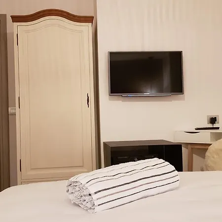 Bed & Breakfast Boutique Luna 3*