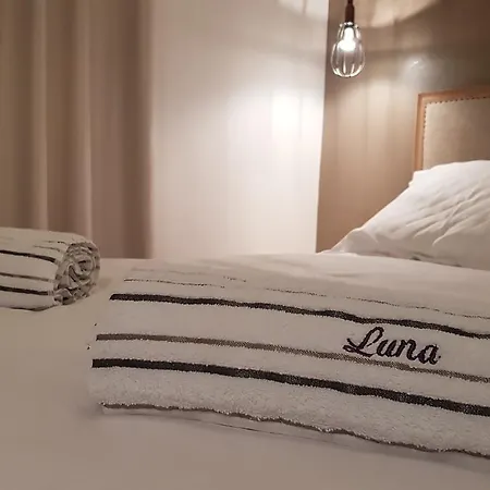 Bed & Breakfast Boutique Luna 3*