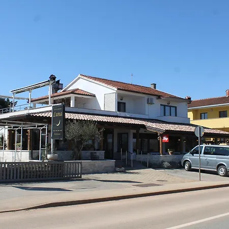 Panzió Boutique Luna 3*