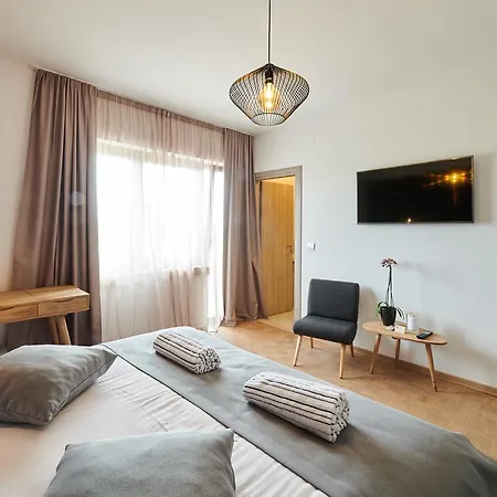 Boutique Luna 住宿加早餐酒店