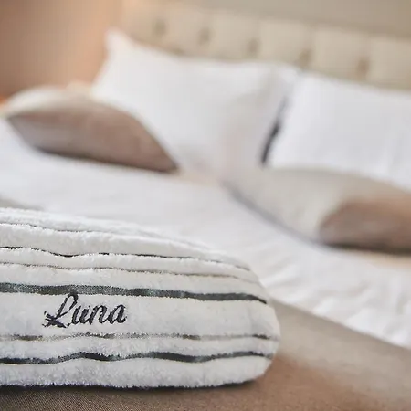 Boutique Luna Умаг