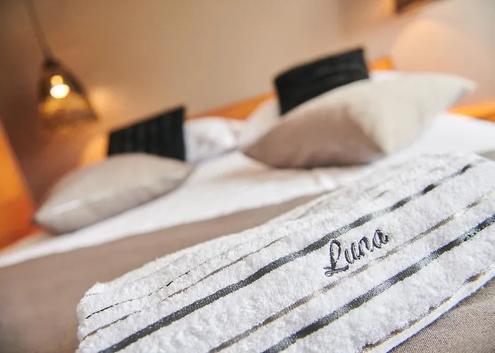 Boutique Luna Bed & Breakfast 3*